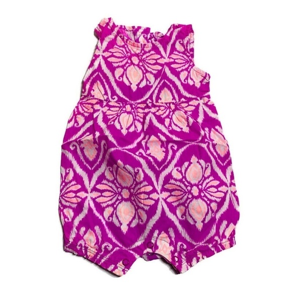 Carter’s baby girls 6M romper - Picture 1 of 4